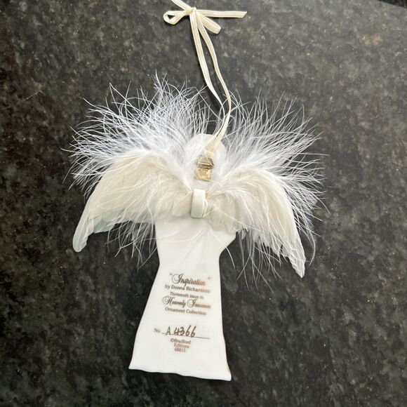 INSPIRATION by Donna Richardson 13 Issue‎ Heavenly Innocence Ornament Collection - Picture 3 of 4